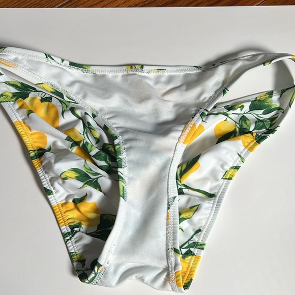 Bikini lemon pattern - Picture 14 of 16